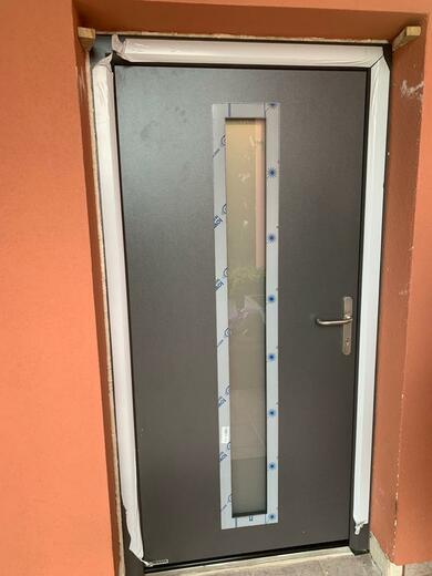 Domovní dveře Therno65 motiv 700A antracitová