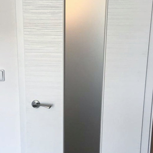 Dveře DesinLine bílá břidlice