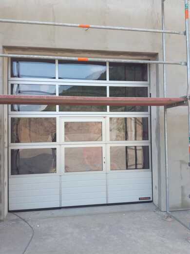 Průmyslová sekční vrata Hörmann